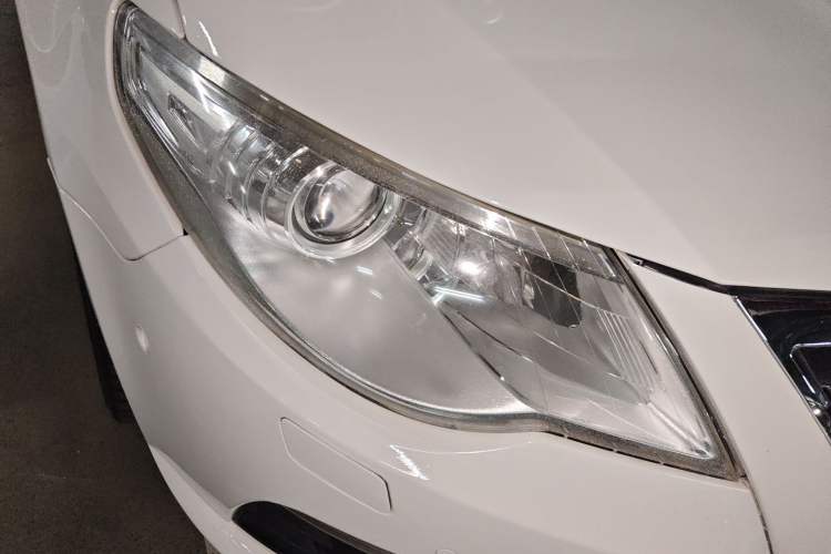 Used Volkswagen FAW-Volkswagen CC 2011 2.0 TSI Ultimate Edition Right Front Headlight