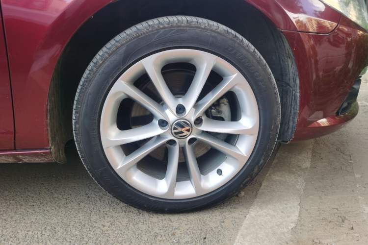 Used Volkswagen FAW-Volkswagen CC 2011 2.0 TSI Ultimate Edition Right Front Wheel Hub