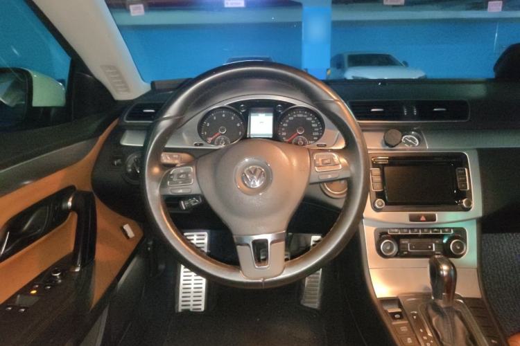 Used Volkswagen FAW-Volkswagen CC 2011 2.0 TSI Luxury Edition Steering Wheel