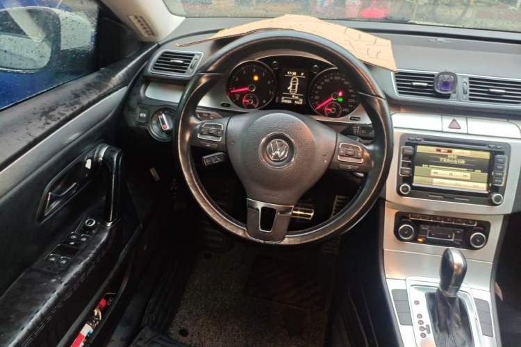 Used Volkswagen FAW-Volkswagen CC 2011 1.8TSI Luxury Model Steering Wheel