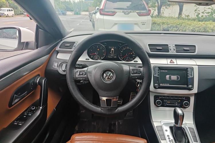 Used Volkswagen FAW-Volkswagen CC 2011 2.0 TSI Ultimate Edition Steering Wheel