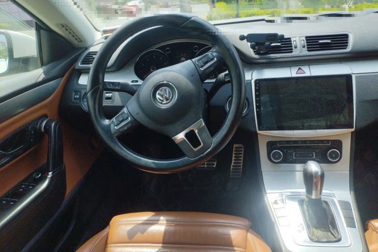 Used Volkswagen FAW-Volkswagen CC 2011 1.8TSI Luxury Model Steering Wheel