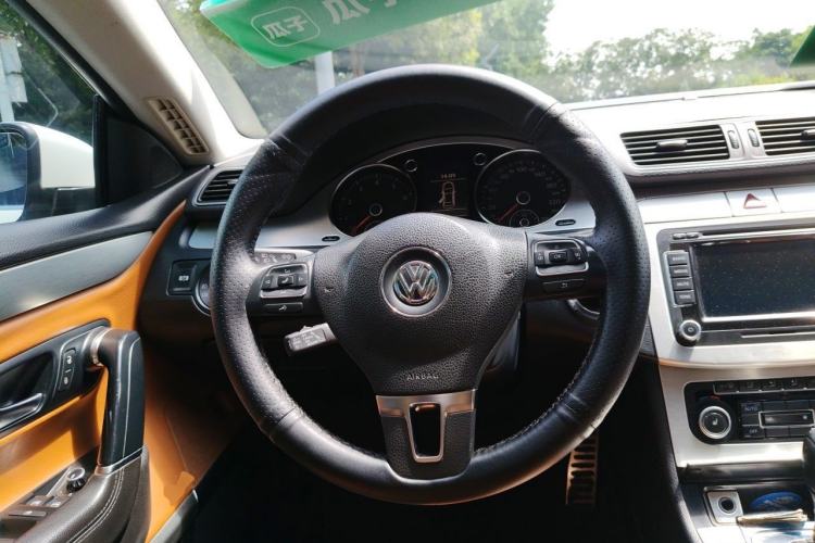 Used Volkswagen FAW-Volkswagen CC 2011 2.0 TSI Ultimate Edition Steering Wheel