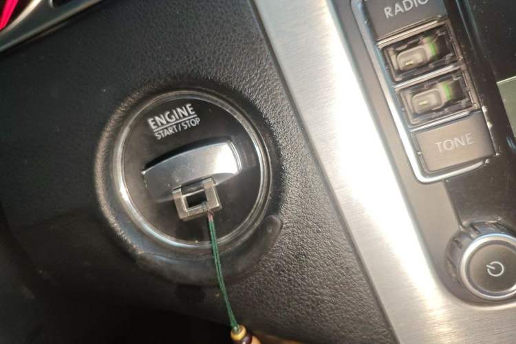 Used Volkswagen FAW-Volkswagen CC 2011 1.8TSI Luxury Model Vehicle Key