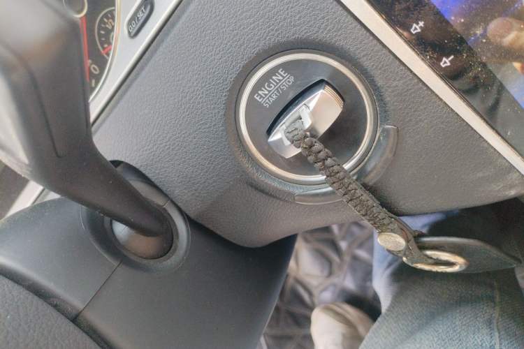 Used Volkswagen FAW-Volkswagen CC 2011 1.8TSI Luxury Model Vehicle Key
