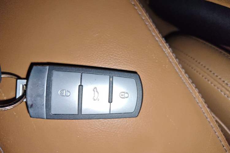 Used Volkswagen FAW-Volkswagen CC 2011 2.0 TSI Ultimate Edition Vehicle Key