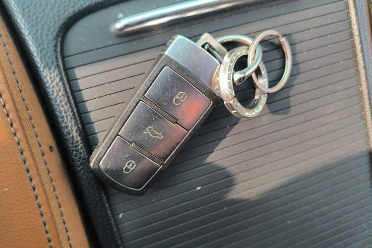 Used Volkswagen FAW-Volkswagen CC 2011 2.0 TSI Luxury Edition Vehicle Key
