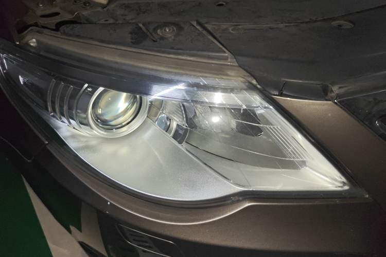 Used Volkswagen FAW-Volkswagen CC 2011 2.0 TSI Luxury Edition Right Front Headlight