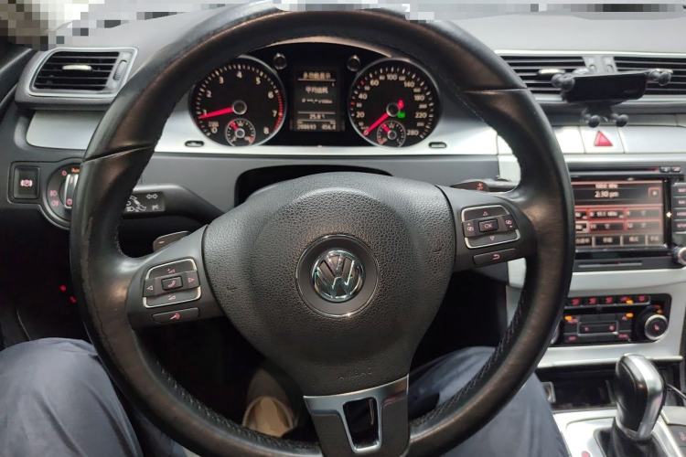 Used Volkswagen FAW-Volkswagen CC 2011 1.8TSI Luxury Model Steering Wheel