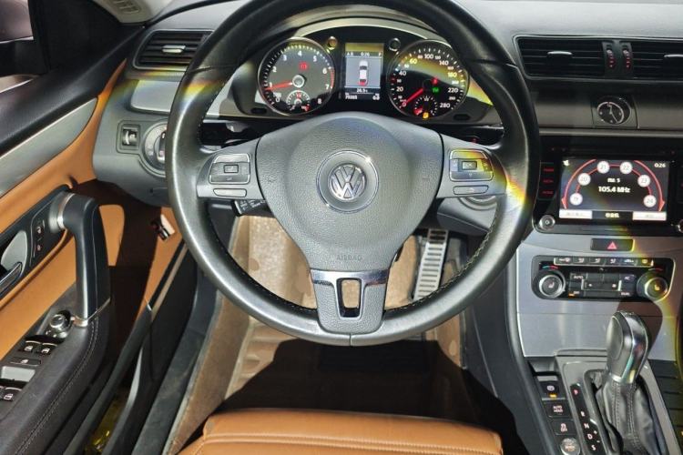 Used Volkswagen FAW-Volkswagen CC 2011 1.8 TSI Prestige Model Steering Wheel