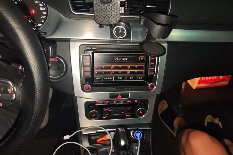 Used Volkswagen FAW-Volkswagen CC 2012 2.0 TSI Ultimate Edition Audio And AC Panel