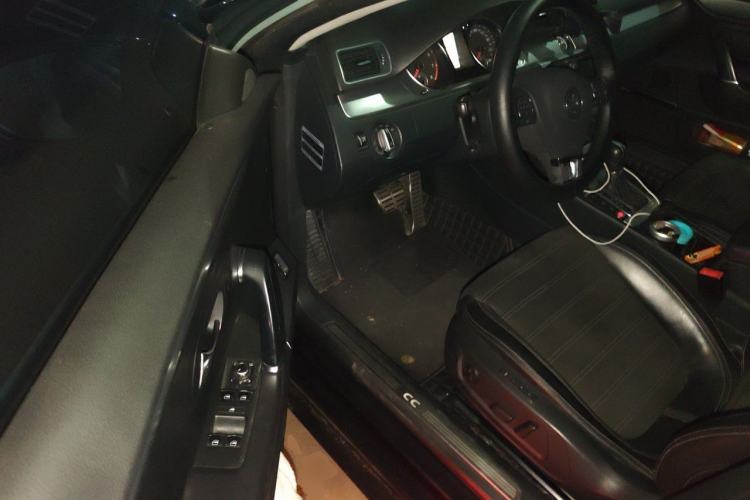 Used Volkswagen FAW-Volkswagen CC 2012 2.0 TSI Ultimate Edition Driver Seat