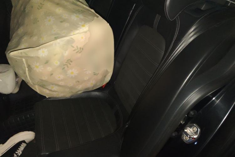 Used Volkswagen FAW-Volkswagen CC 2012 2.0 TSI Ultimate Edition Left Rear Seat