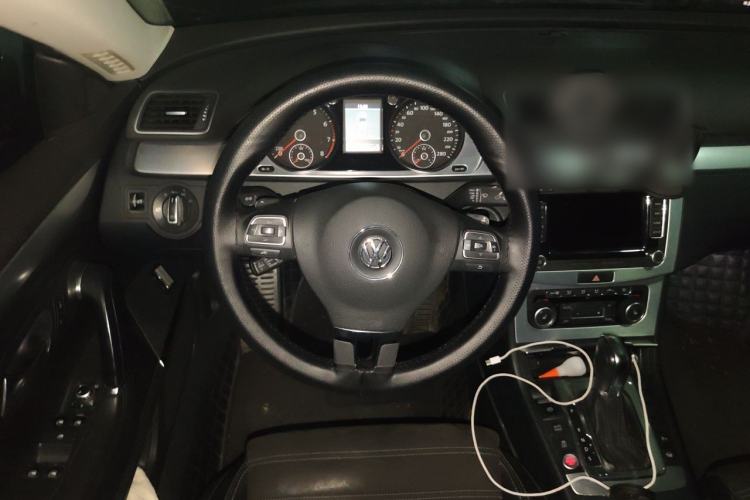 Used Volkswagen FAW-Volkswagen CC 2012 2.0 TSI Ultimate Edition Steering Wheel