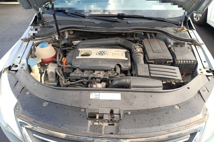 Used Volkswagen FAW-Volkswagen CC 2012 2.0 TSI Luxury Model Engine Bay