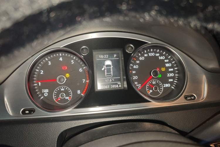 Used Volkswagen FAW-Volkswagen CC 2012 1.8TSI Prestige Model Instrument Cluster