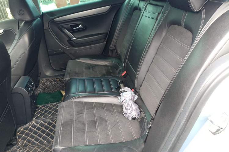Used Volkswagen FAW-Volkswagen CC 2012 2.0 TSI Luxury Model Left Rear Seat