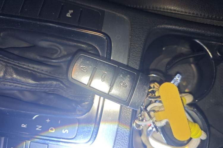 Used Volkswagen FAW-Volkswagen CC 2012 1.8TSI Prestige Model Vehicle Key