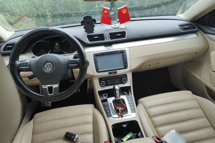Used Volkswagen FAW-Volkswagen CC 2012 1.8TSI Elite Edition Center Console