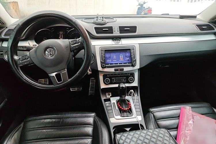 Used Volkswagen FAW-Volkswagen CC 2012 1.8TSI Prestige Model Center Console