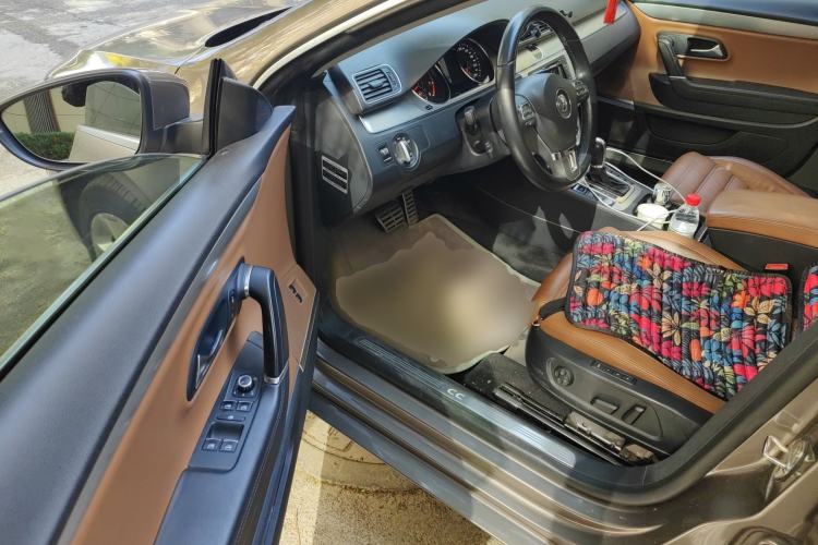 Used Volkswagen FAW-Volkswagen CC 2012 2.0 TSI Ultimate Edition Driver Seat