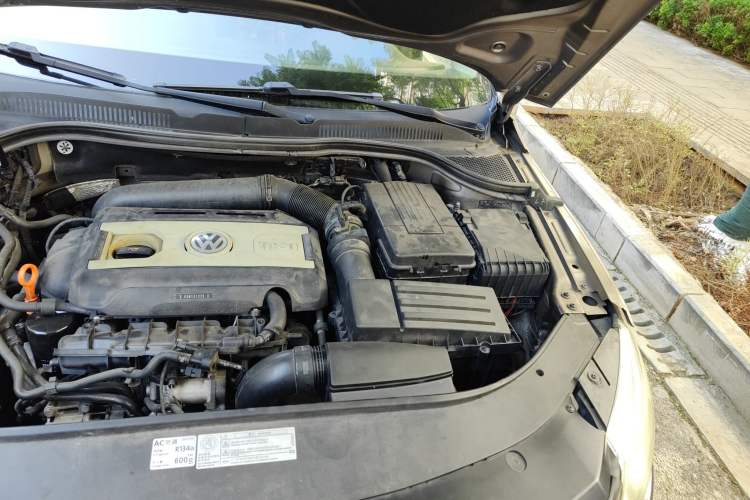 Used Volkswagen FAW-Volkswagen CC 2012 2.0 TSI Ultimate Edition Engine Bay Left