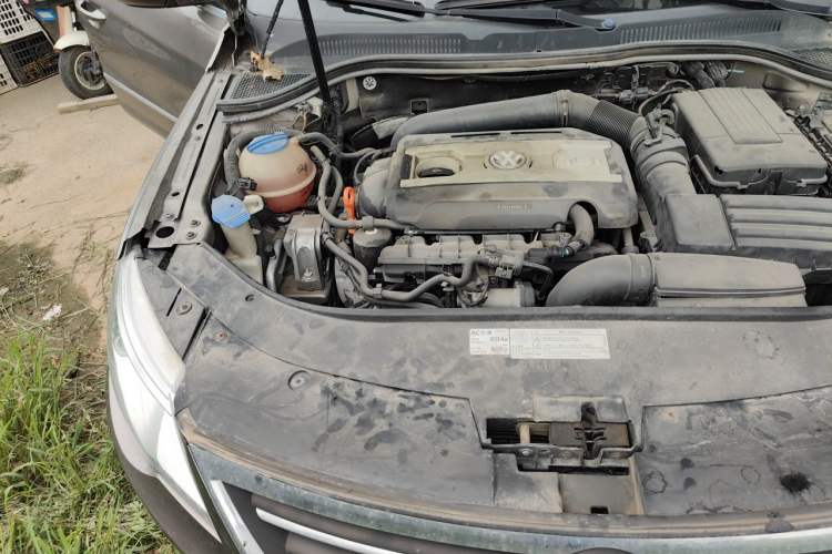 Used Volkswagen FAW-Volkswagen CC 2012 1.8TSI Elite Edition Engine Bay Right