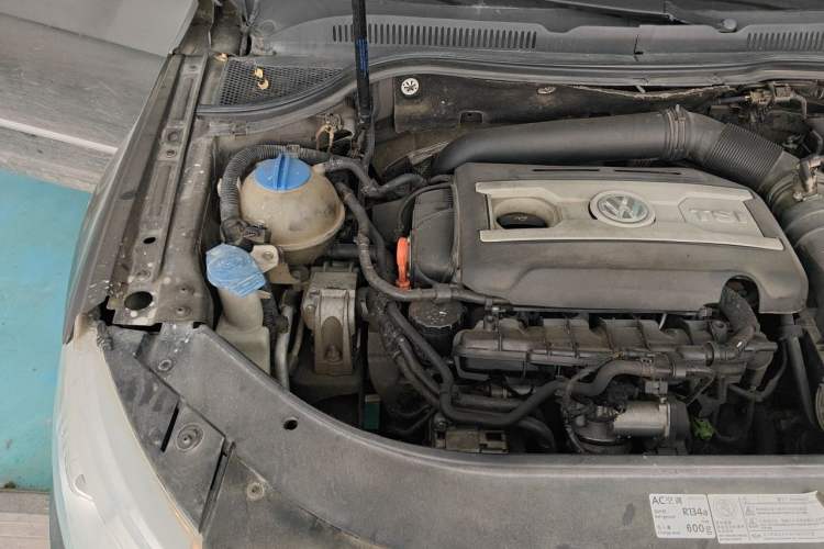 Used Volkswagen FAW-Volkswagen CC 2012 2.0 TSI Ultimate Edition Engine Bay Right