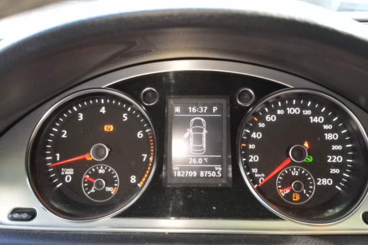 Used Volkswagen FAW-Volkswagen CC 2012 1.8TSI Elite Edition Instrument Cluster