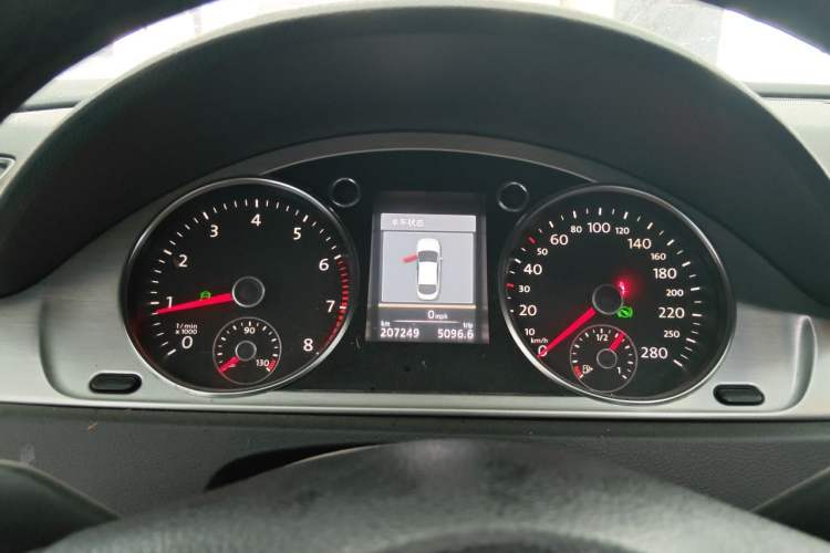 Used Volkswagen FAW-Volkswagen CC 2012 2.0 TSI Ultimate Edition Instrument Cluster