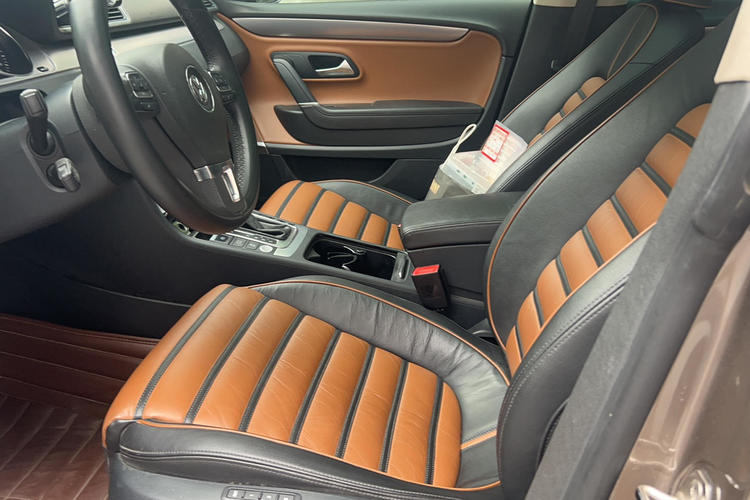 Used Volkswagen FAW-Volkswagen CC 2012 3.0 FSI V6 Interior 4