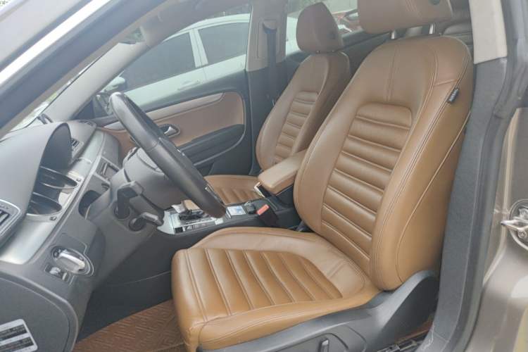 Used Volkswagen FAW-Volkswagen CC 2012 1.8TSI Elite Edition Left Front Seat