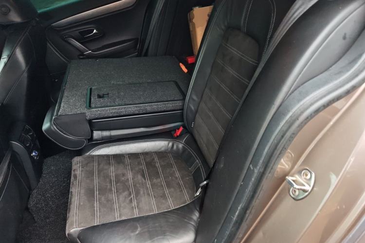 Used Volkswagen FAW-Volkswagen CC 2012 2.0 TSI Ultimate Edition Left Rear Seat