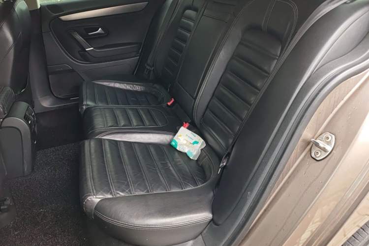Used Volkswagen FAW-Volkswagen CC 2012 1.8TSI Prestige Model Left Rear Seat