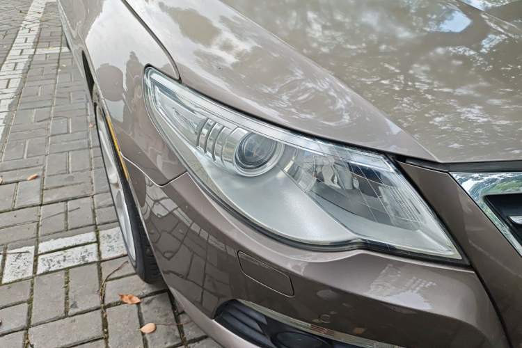 Used Volkswagen FAW-Volkswagen CC 2012 1.8TSI Prestige Model Right Front Headlight