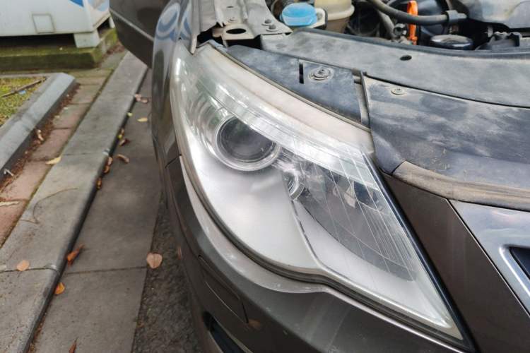 Used Volkswagen FAW-Volkswagen CC 2012 1.8TSI Prestige Model Right Front Headlight