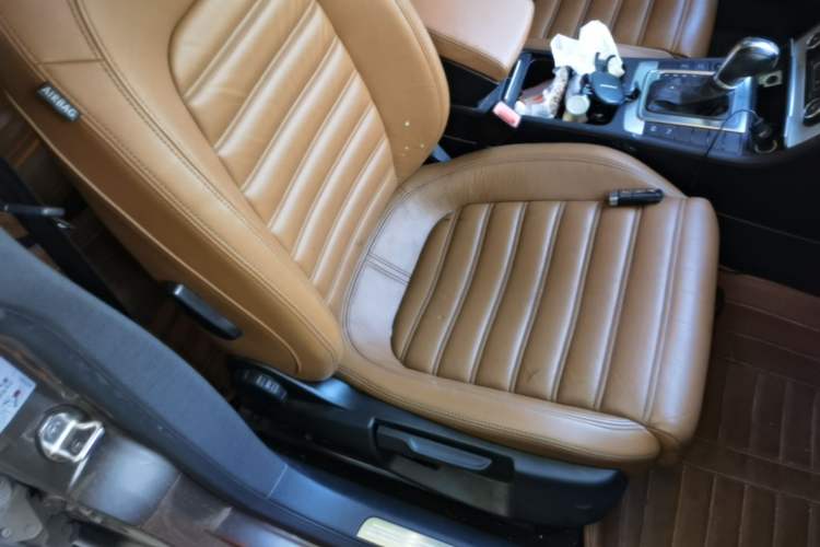 Used Volkswagen FAW-Volkswagen CC 2012 1.8TSI Elite Edition Right Front Seat
