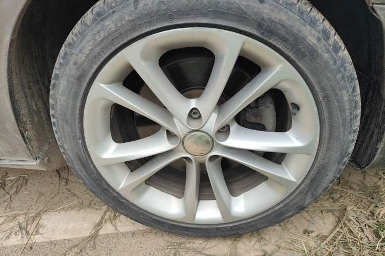 Used Volkswagen FAW-Volkswagen CC 2012 1.8TSI Elite Edition Right Front Wheel Hub