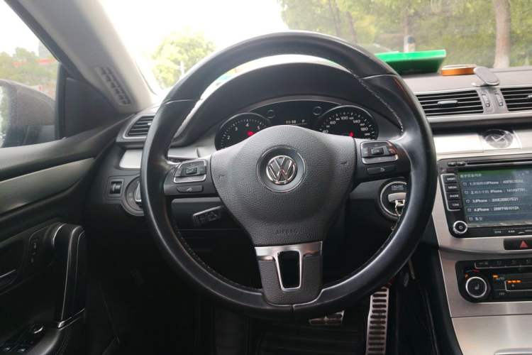 Used Volkswagen FAW-Volkswagen CC 2012 1.8TSI Prestige Model Steering Wheel
