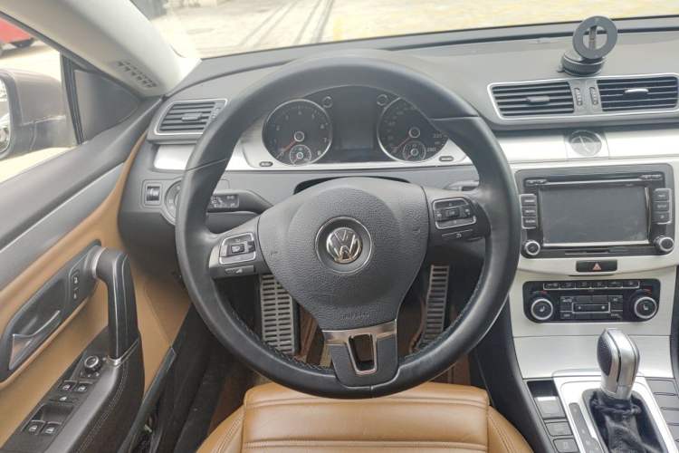 Used Volkswagen FAW-Volkswagen CC 2012 1.8TSI Elite Edition Steering Wheel