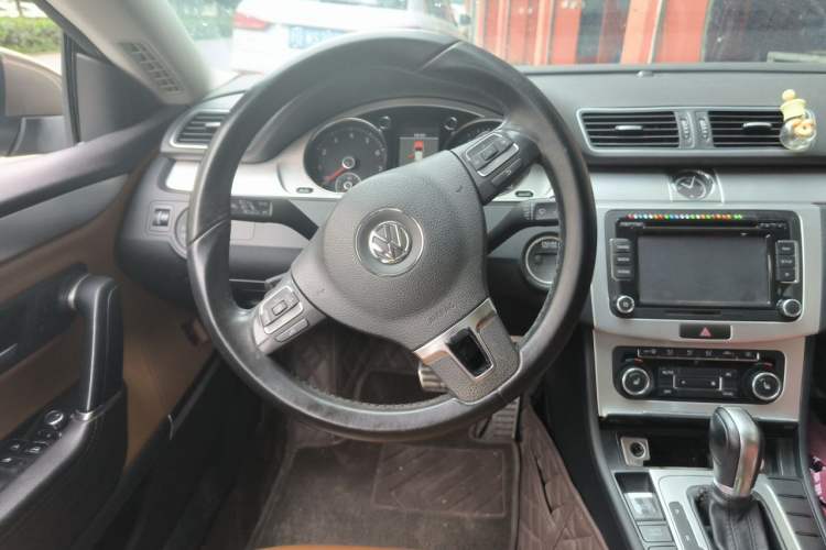 Used Volkswagen FAW-Volkswagen CC 2012 1.8TSI Luxury Model Steering Wheel
