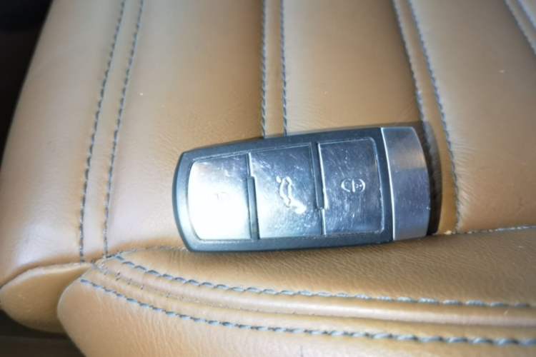 Used Volkswagen FAW-Volkswagen CC 2012 1.8TSI Elite Edition Vehicle Key