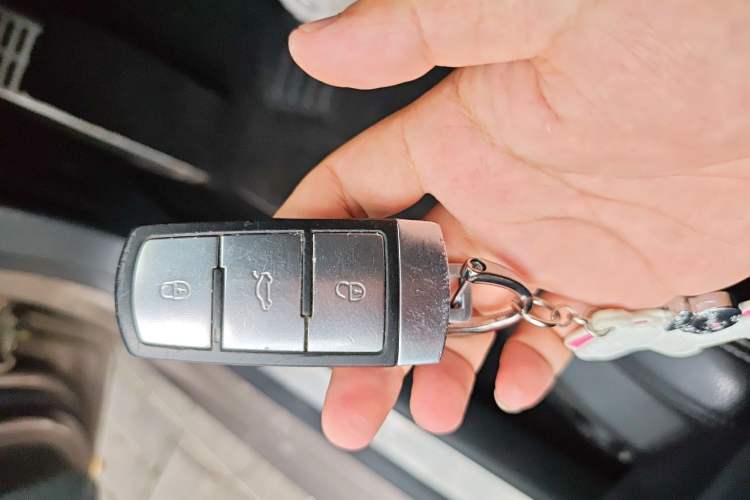 Used Volkswagen FAW-Volkswagen CC 2012 1.8TSI Prestige Model Vehicle Key