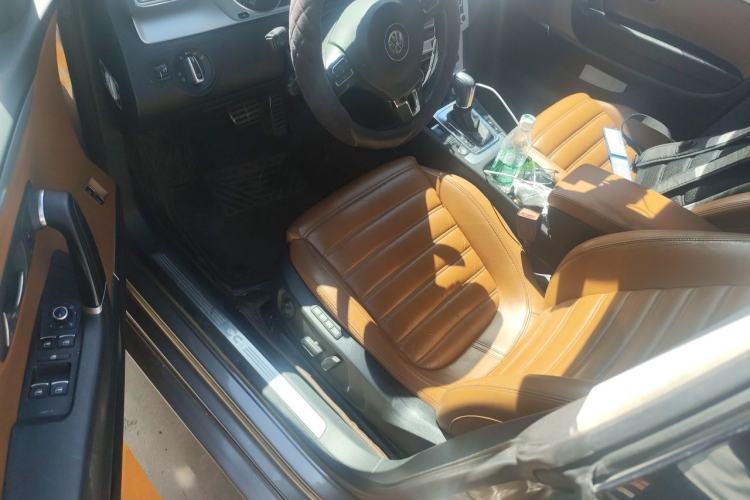 Used Volkswagen FAW-Volkswagen CC 2012 2.0 TSI Ultimate Edition Driver Seat