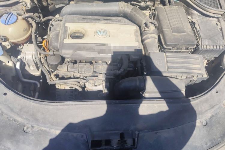 Used Volkswagen FAW-Volkswagen CC 2012 2.0 TSI Ultimate Edition Engine Bay