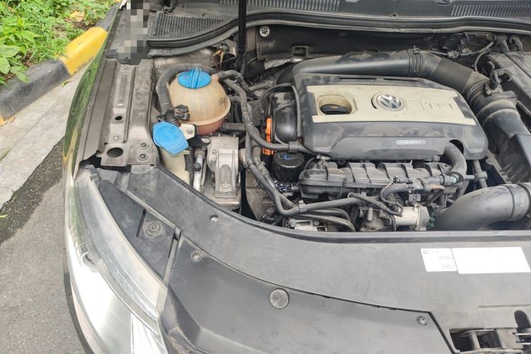 Used Volkswagen FAW-Volkswagen CC 2012 2.0 TSI Ultimate Edition Engine Bay Right