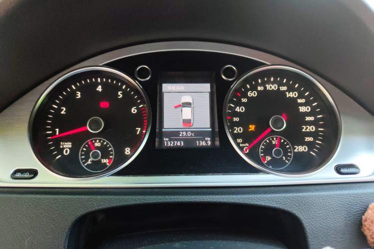 Used Volkswagen FAW-Volkswagen CC 2012 1.8TSI Luxury Model Instrument Cluster