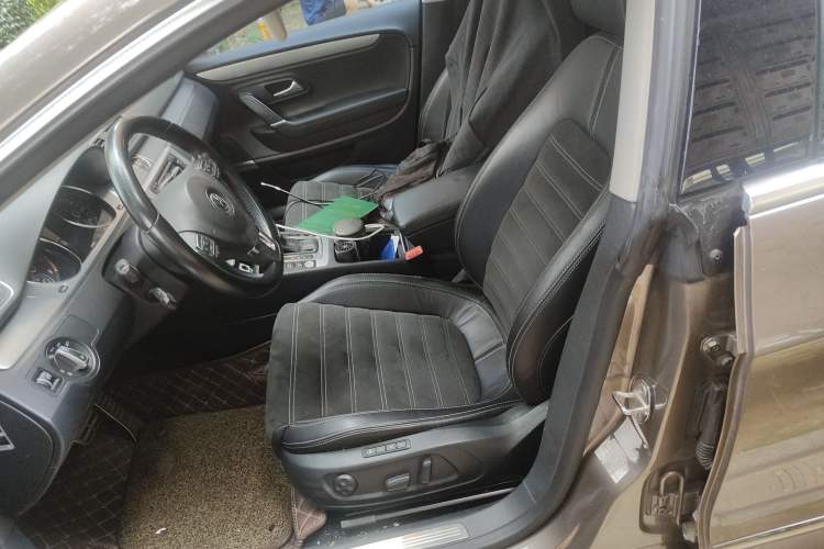 Used Volkswagen FAW-Volkswagen CC 2012 2.0 TSI Luxury Model Left Front Seat