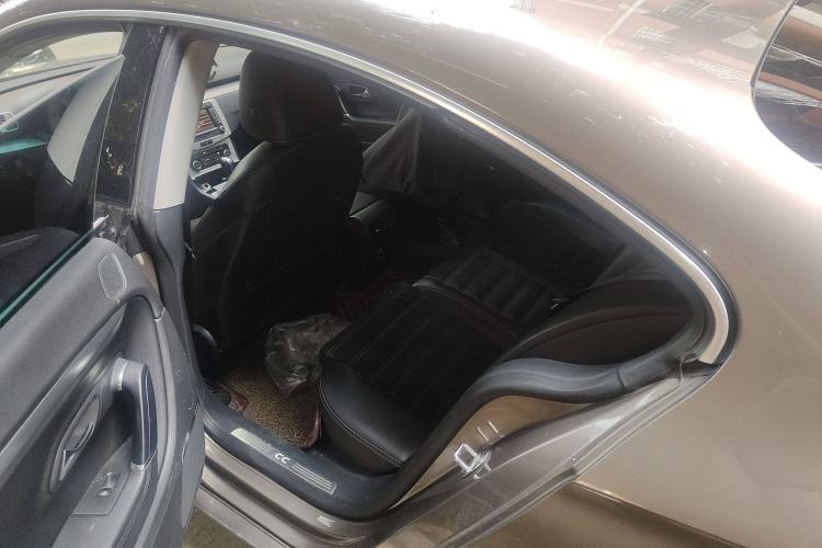 Used Volkswagen FAW-Volkswagen CC 2012 2.0 TSI Luxury Model Left Rear Seat