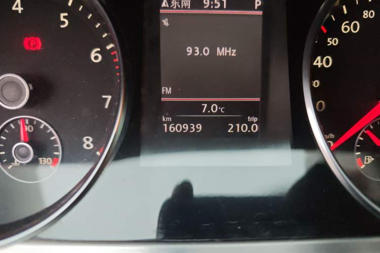Used Volkswagen FAW-Volkswagen CC 2012 1.8TSI Elite Edition Odometer Close Up